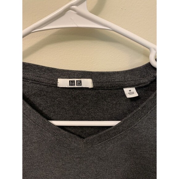 Uniqlo Dark Gray Long Sleeve V-Neck Top Women's Size M - Picture 2 of 4